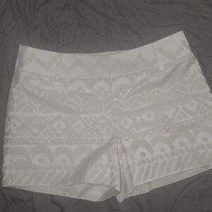 LOFT Women's Cream Geometric Shorts